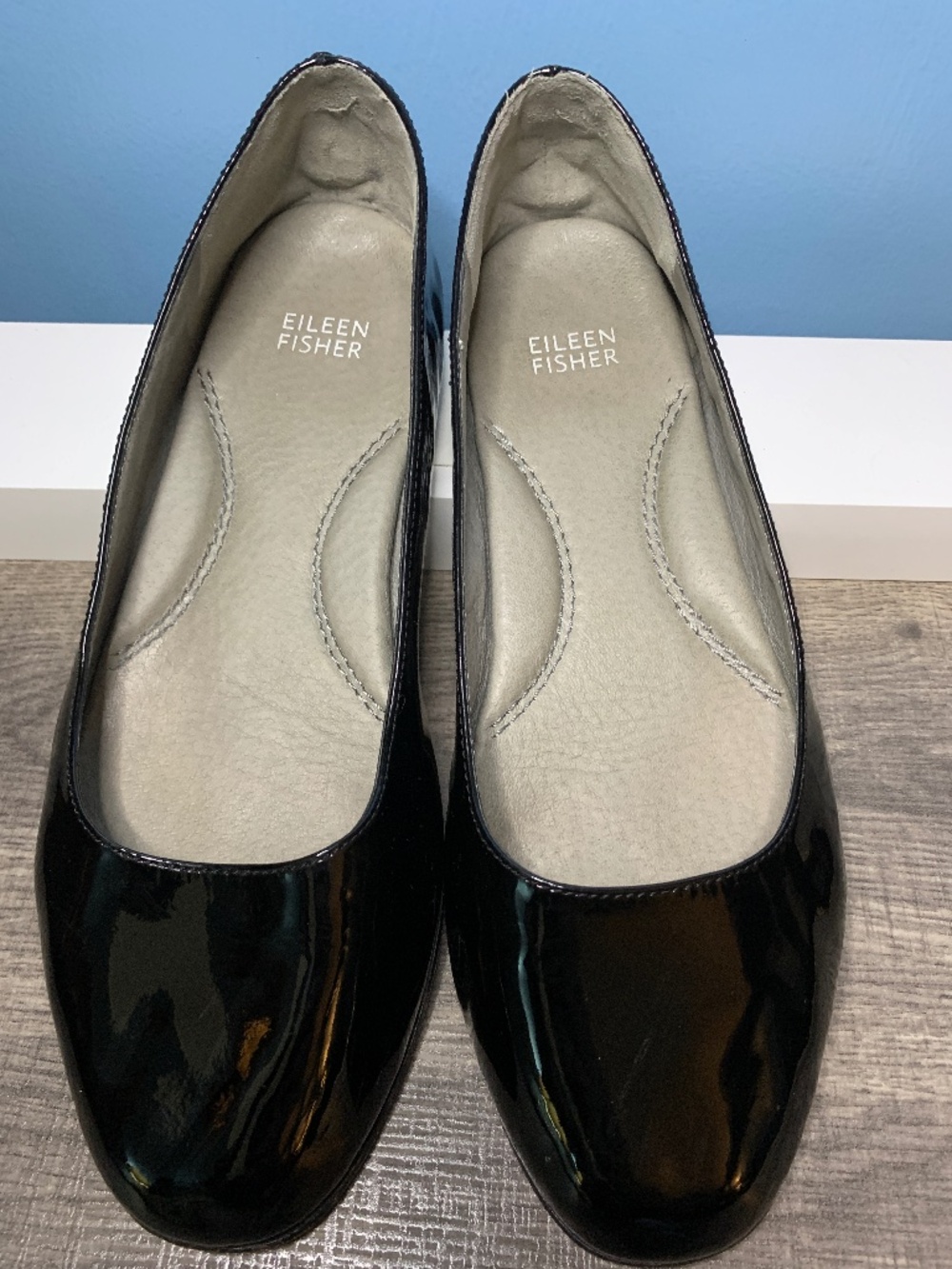 Eileen Fisher black patent leather flats